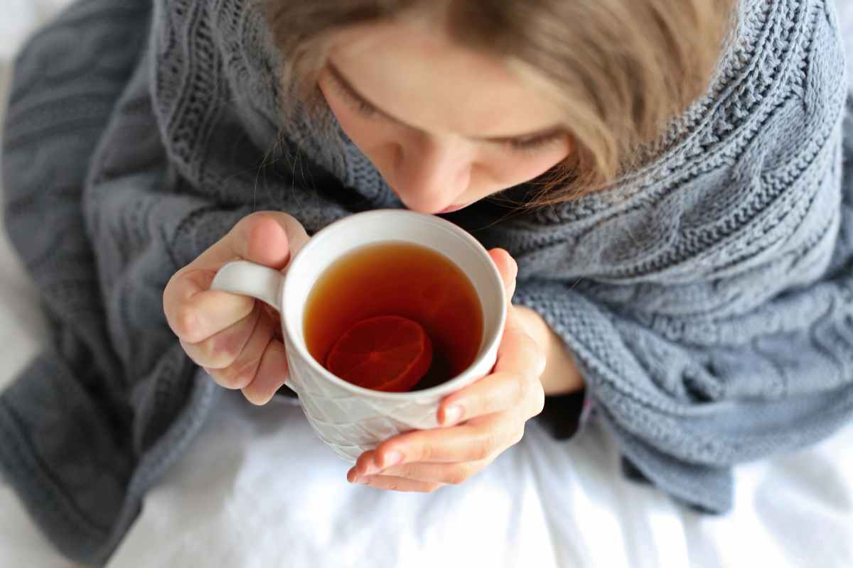 Tè caldo, questa brutta abitudine è un danno