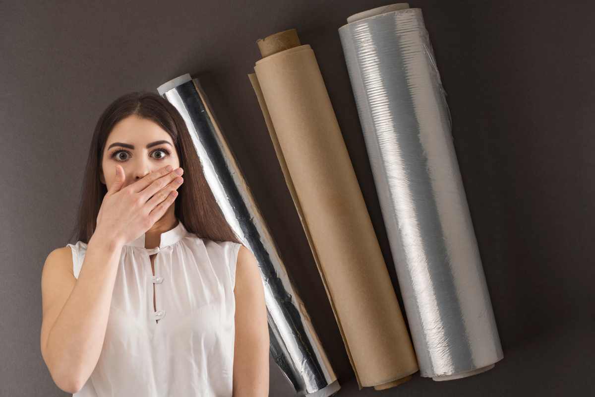 Alluminio e pellicola, corri in cucina a buttarle