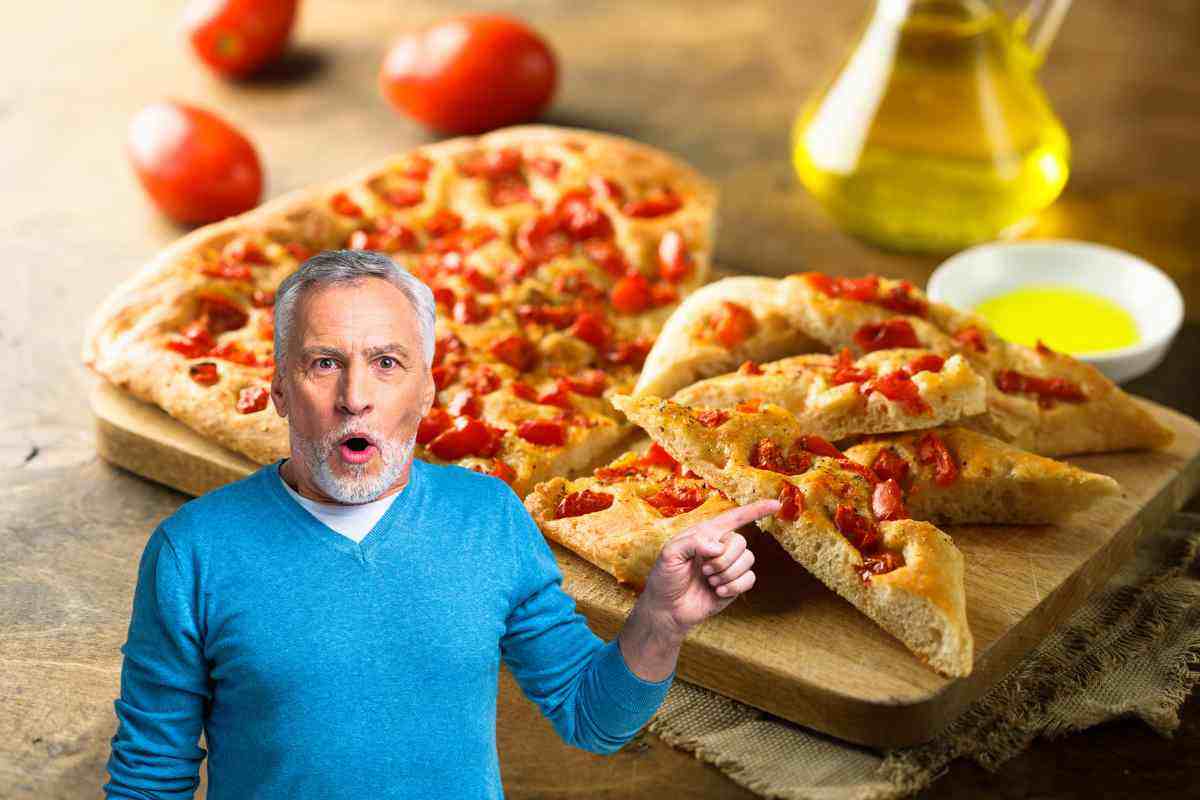 Pronta in un attimo, la focaccia in padella che ti farà dimenticare il panificio