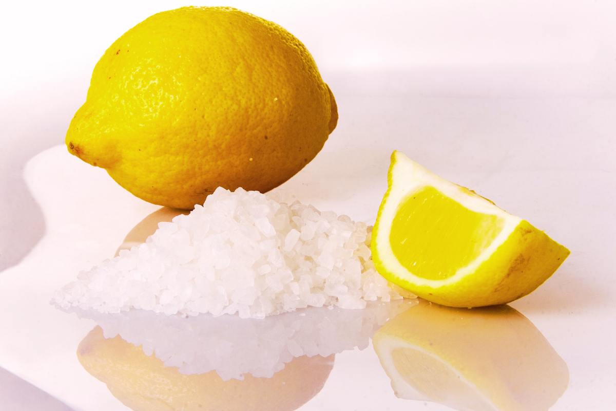 Limone e sale sul comodino, lo faccio ogni inverno e dormo 10 volte meglio